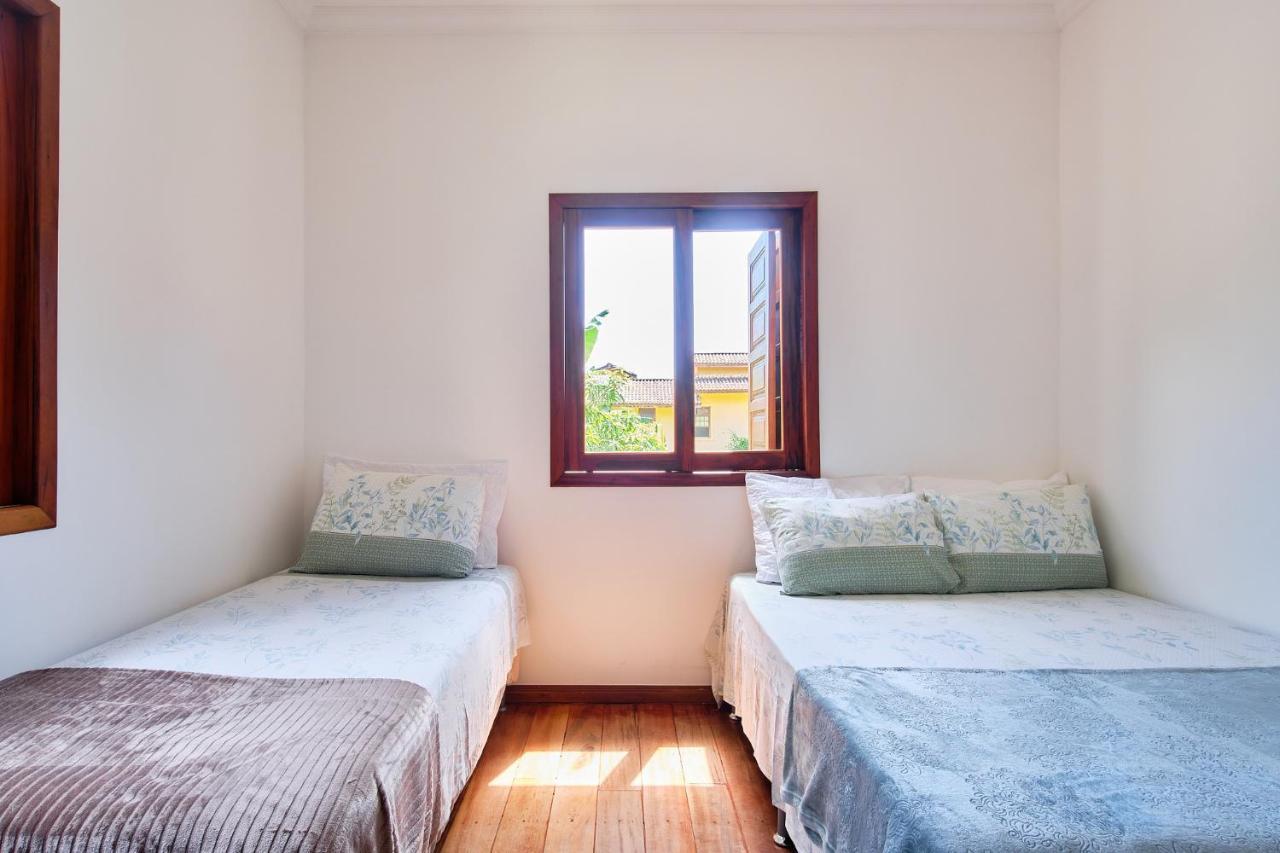 Вилла Casa Petunia Com Ar E Piscina Perto Do Centro Парати Экстерьер фото
