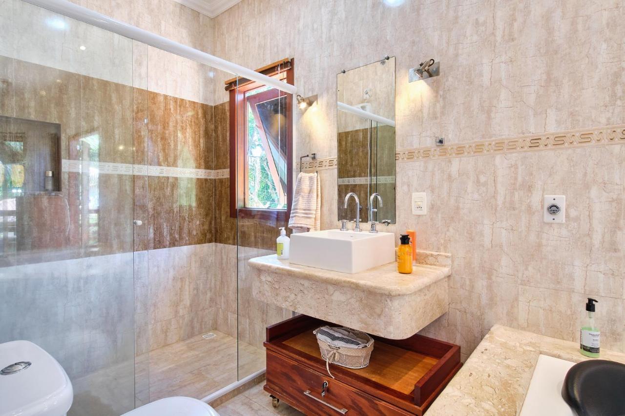 Вилла Casa Petunia Com Ar E Piscina Perto Do Centro Парати Экстерьер фото