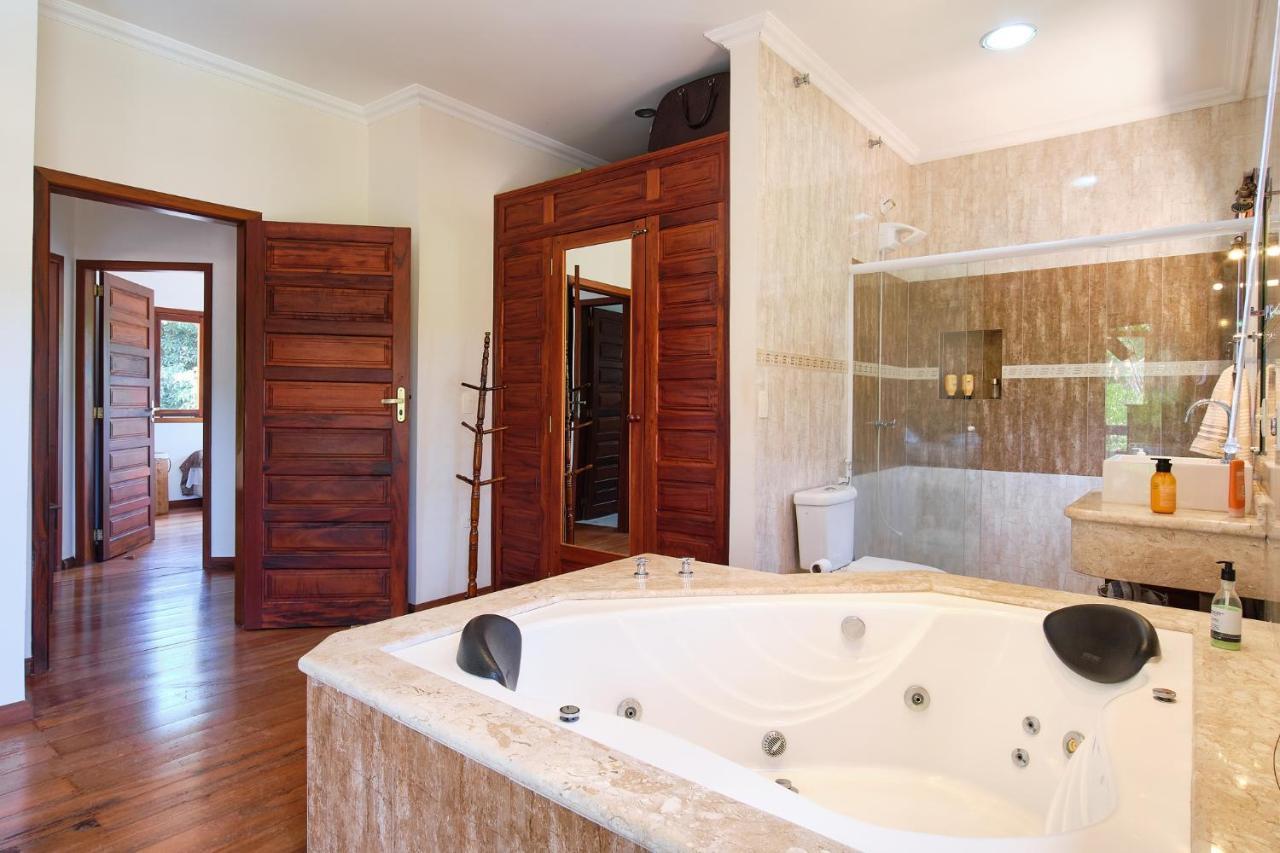 Вилла Casa Petunia Com Ar E Piscina Perto Do Centro Парати Экстерьер фото